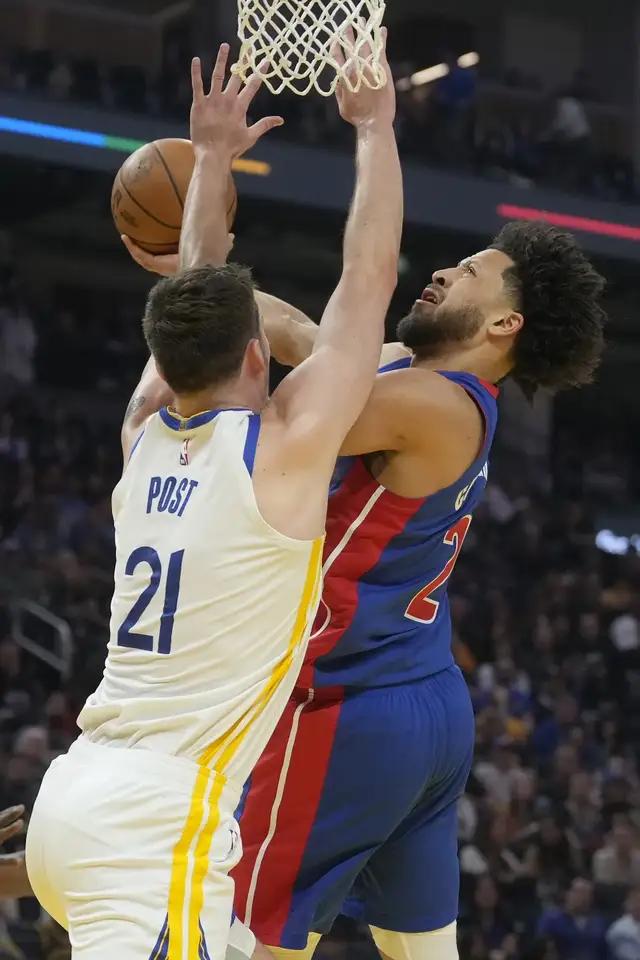 勇士轻取活塞,卫冕冠军状态回升 勇士轻取活塞,卫冕冠军状态回升