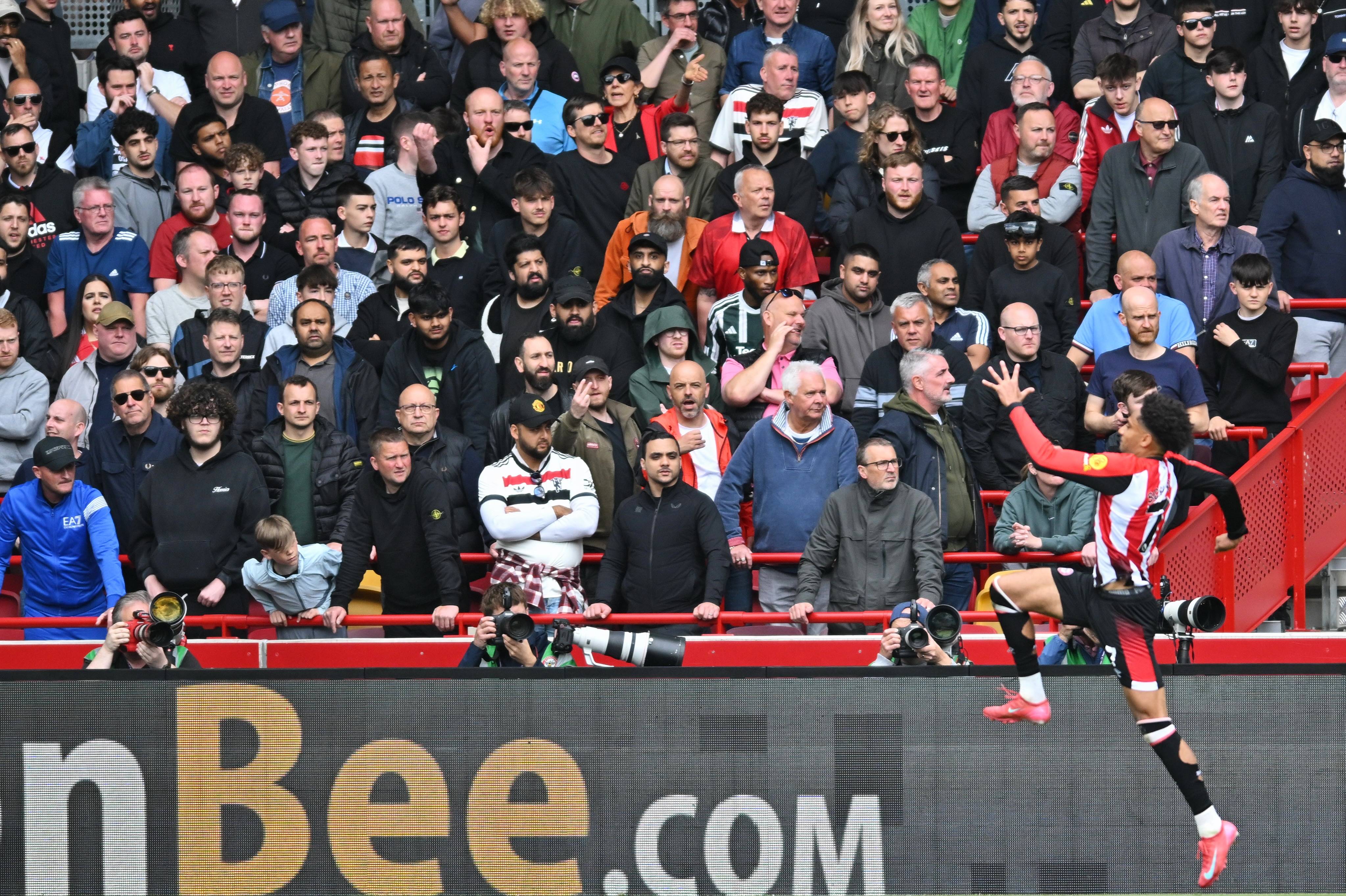 开云官网-沃特福德主场大胜切尔西，取得联赛两连胜后领跑的简单介绍