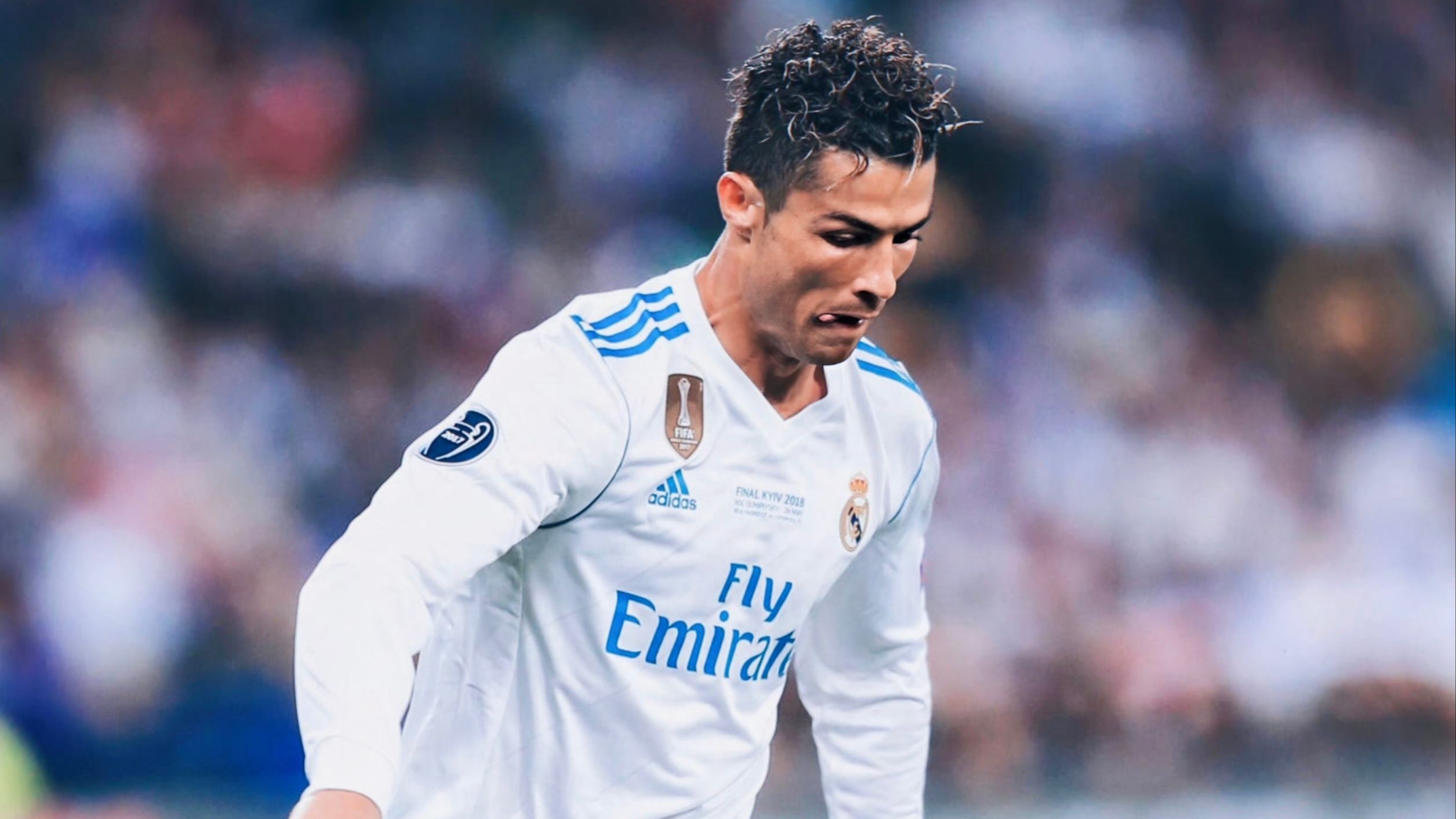 皇马胜利，C罗梅开二度，巴塞罗那紧追