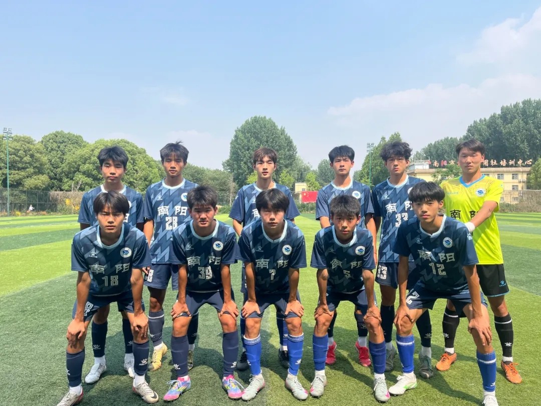 球队积极备战，士气高涨为冠军而战