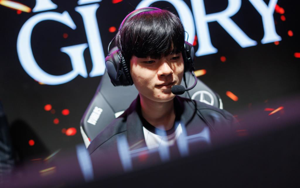 开云下载-DK绝杀WBG，Deft成为全场焦点半决赛3:2（柏林）