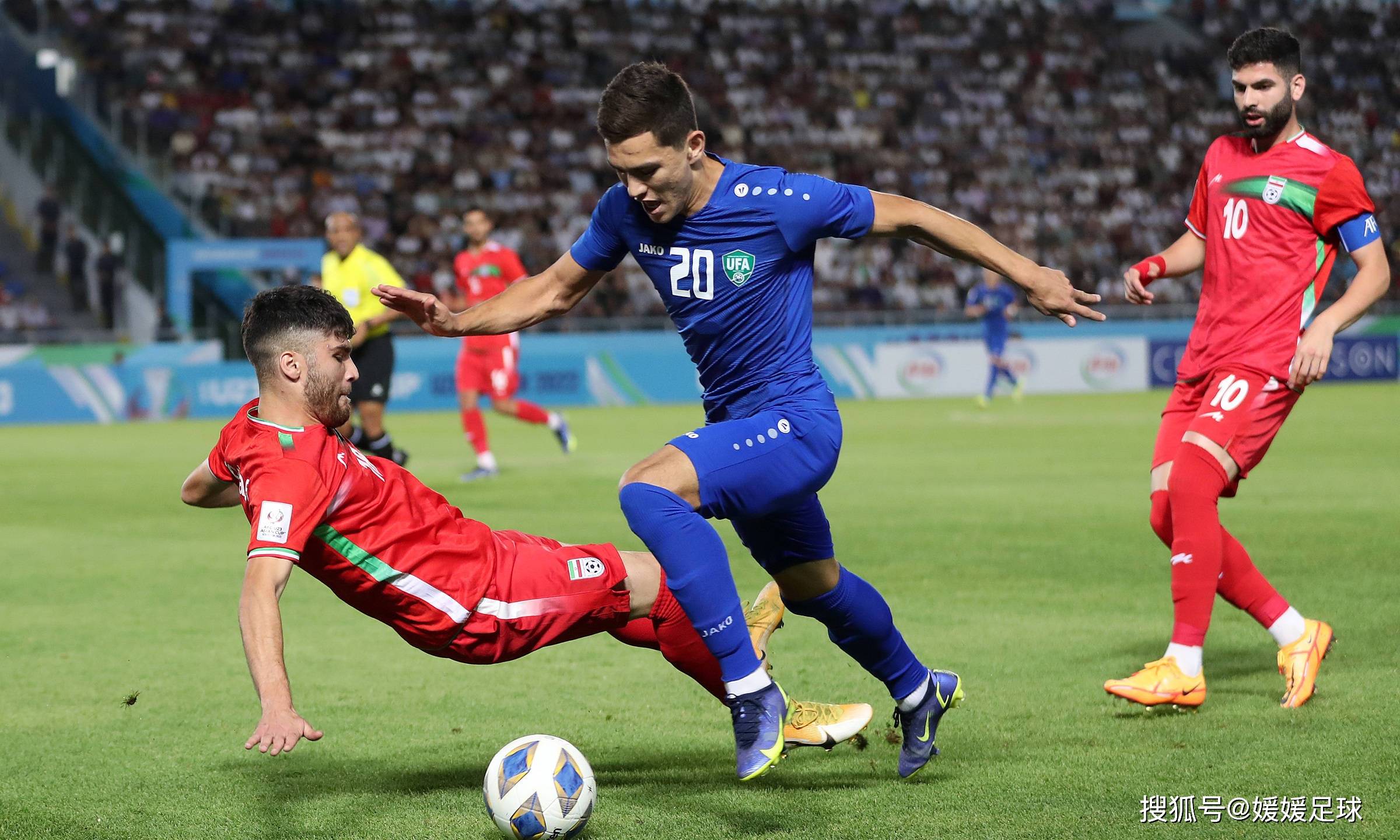 国外足球赛事精彩纷呈引广泛关注 国外足球赛事精彩纷呈引广泛关注