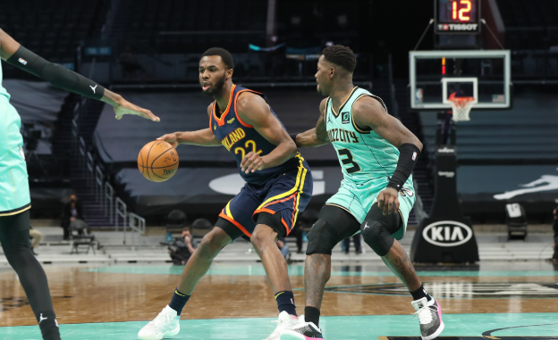 黄蜂险胜勇士,波特送出助攻的简单介绍 黄蜂险胜勇士,波特送出助攻的简单介绍