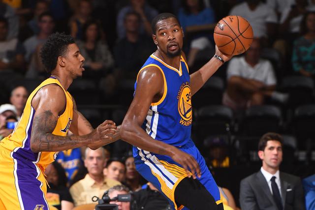 开云体育app-上海队轻取吉林队，杜兰特点燃赛场的简单介绍